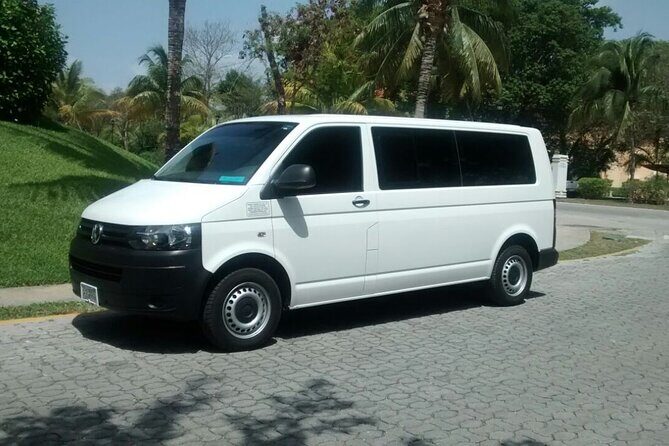 Cancun Int.Airport to Westin Lagunamar 4-10 passengers ROUNDTRIP - Transportation and Group Size