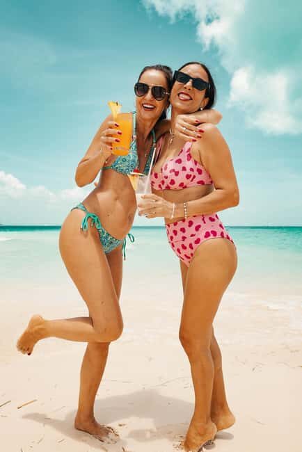 Cancun: Isla Mujeres Adults Only Party Catamaran with Drinks - FAQ