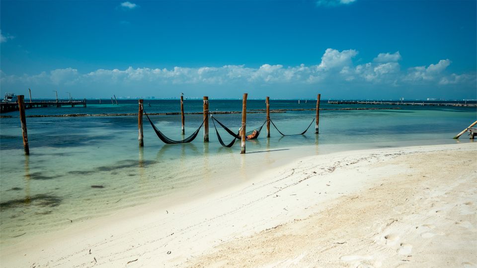 Cancun: Isla Mujeres Catamaran Cruise With Lunch & Open Bar - Isla Mujeres Lunch