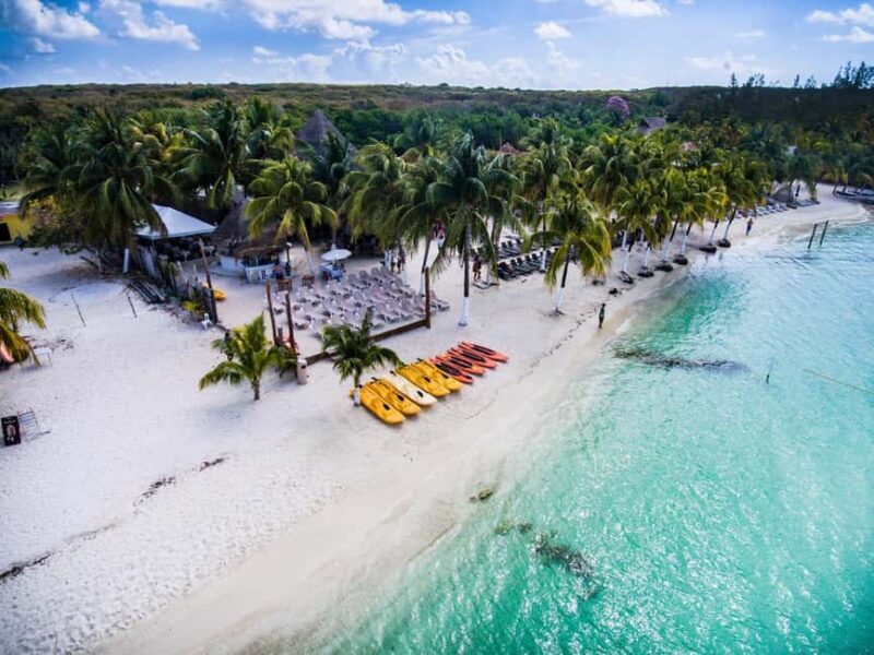 Cancun: Isla Mujeres Catamaran Ride, Open Bar & Buffet Lunch - The Sum Up