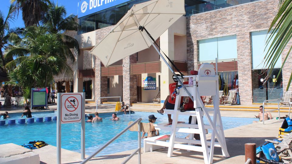 Cancun: Isla Mujeres Catamaran Tour & Swim With Dolphins - Catamaran Cruise to Isla Mujeres