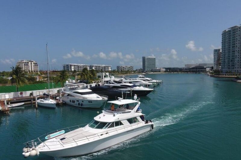 Cancun: Luxury Yacht Tour to Isla Mujeres Chef #GMBSR55FUN - Water Activities: Fun and Flexibility