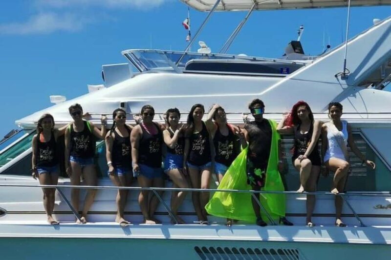 Cancun: Luxury Yacht Tour to Isla Mujeres Chef #GMBSR55FUN - Practical Tips for Booking