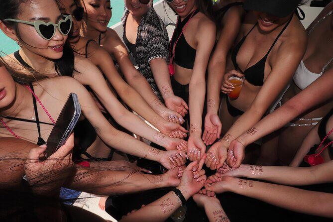 Cancún Private Catamaran with Snorkel and Open Bar - Who Will Love This Tour?