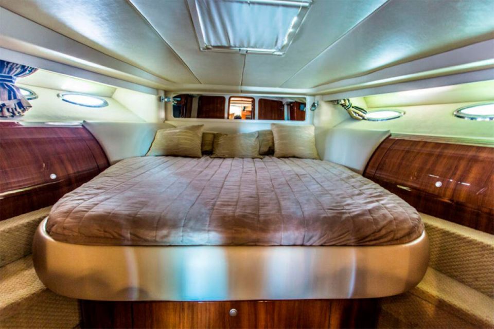 Cancun Private Yacht Sea Ray Sundancer 60 Feet - Frequently Asked Questions