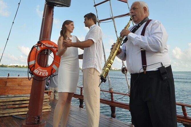 Cancun Romantic Lobster Dinner at Lagoon (sunset and night) - The Sum Up