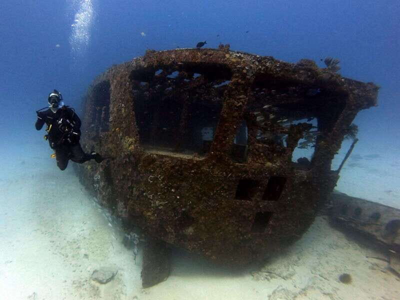 Cancun: Shipwreck & Reef for Certified Divers - An Overview of the Experience