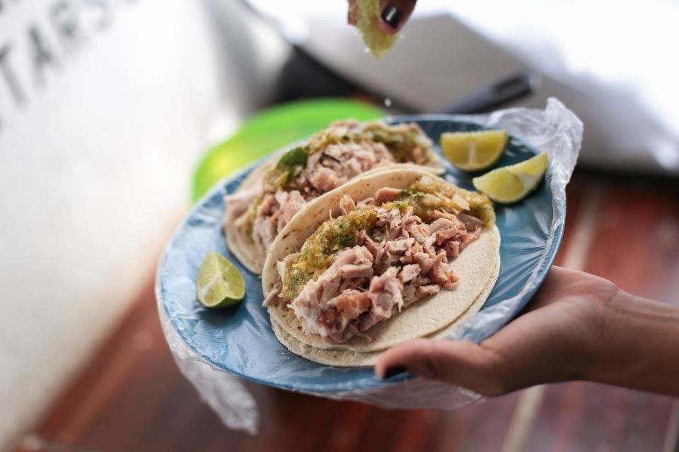 Cancún: Street Food, Local Market, and Urban Art Tour - Vibrant Urban Art Showcase