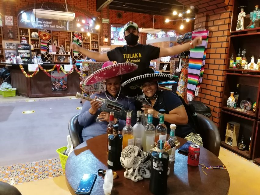 Cancun: Taco-Tasting City Tour With Dessert & Tequila Sample - Taco Tasting Experience