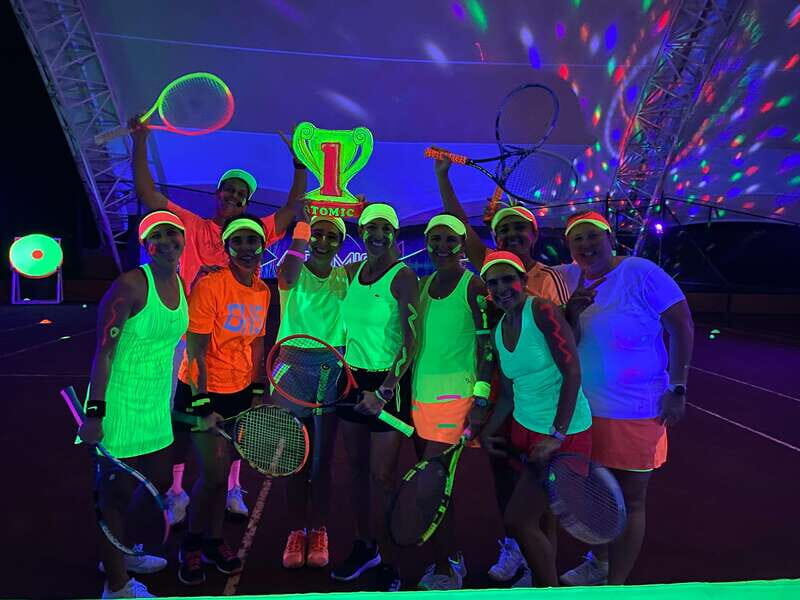 Cancun: Tennis Black-light Experience at RN Tennis Centre - Who Will Love This Experience