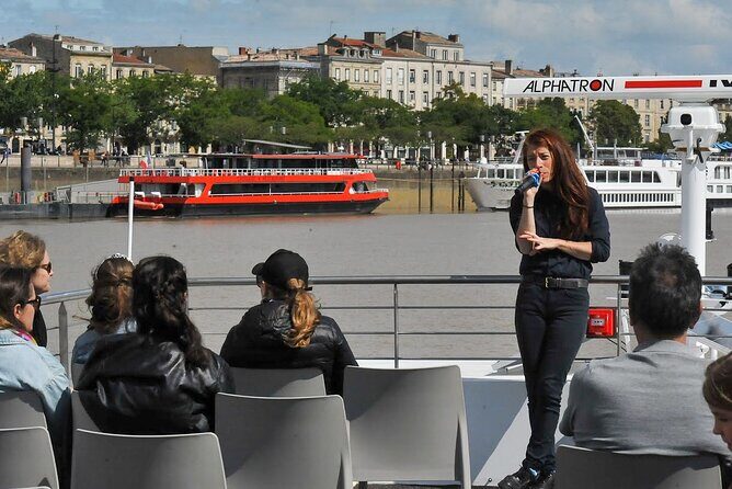 Canelés cruise and UNESCO route - An In-Depth Look at the Bordeaux Garonne River Cruise