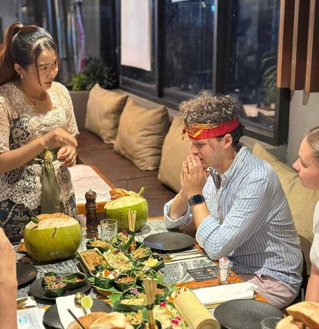 Canggu: Megibung a Unique Balinese Dining Experience - How It Compares to Other Local Experiences
