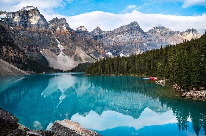 Canmore Banff to Lake Louise & Moraine Lake Half Day - FAQ
