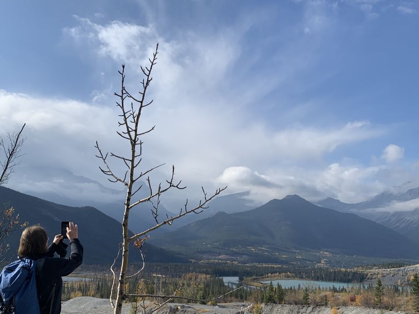 Canmore: Canyons and Cave Paintings Hiking Tour - Included Amenities
