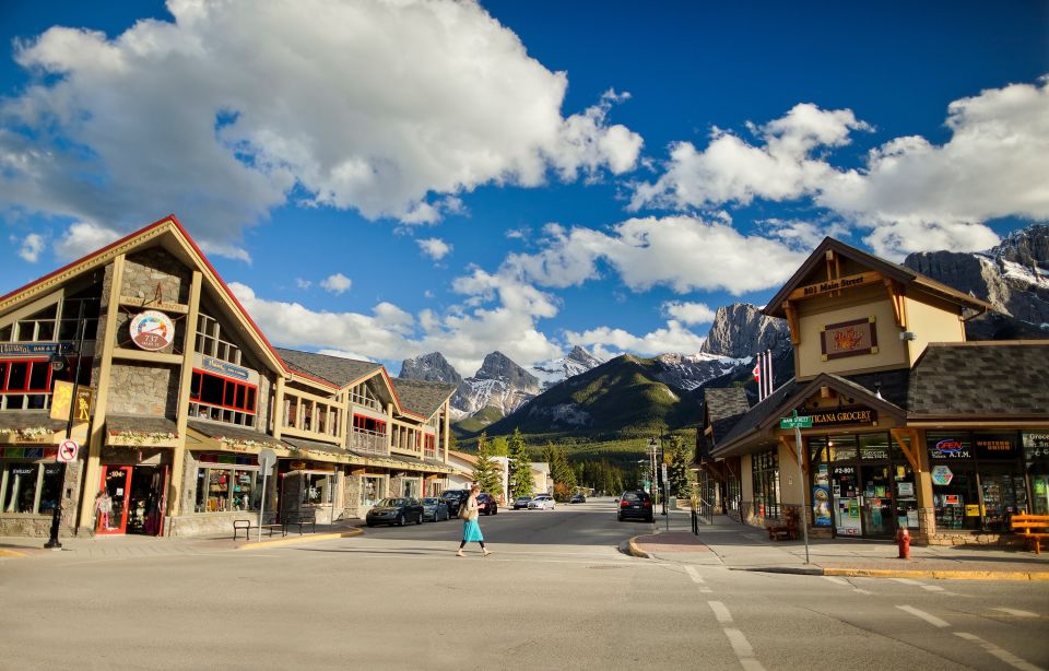 Canmore: Downtown Sightseeing Smartphone Audio Walking Tour - Key Points