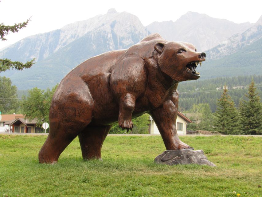 Canmore: Downtown Sightseeing Smartphone Audio Walking Tour - Experiencing the Tour