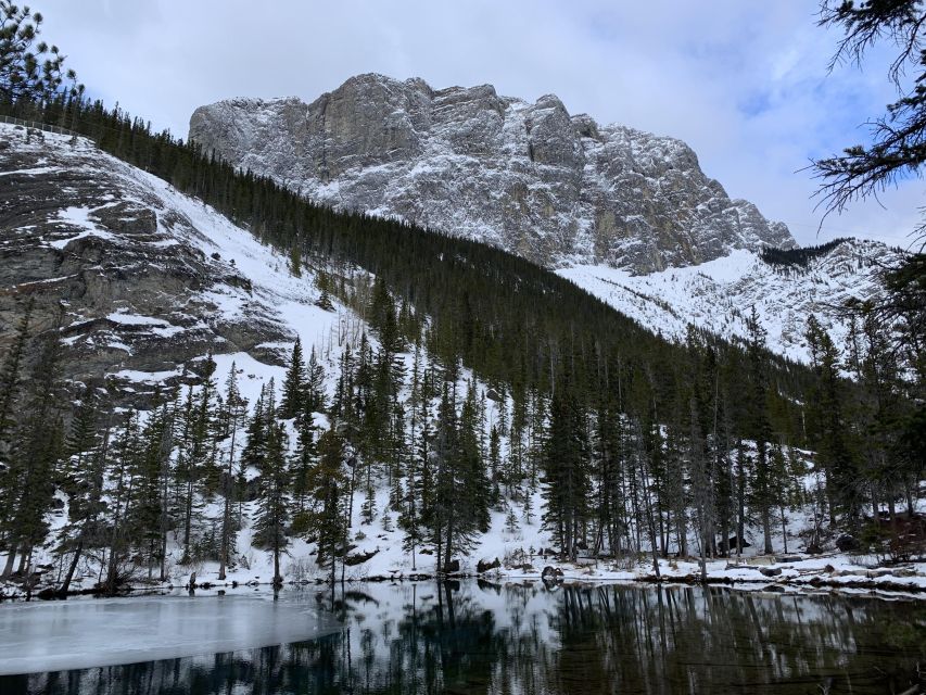 Canmore: Lost Towns and Untold Stories - Hiking Tour 3hrs - Discovering Ancient Pictographs