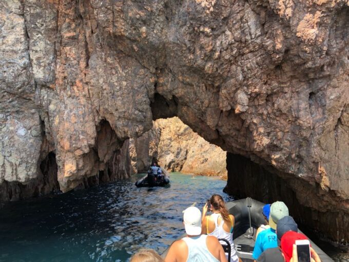 Cannes: 2.5-Hour Esterel Calanques Boat Excursion - Ask Away