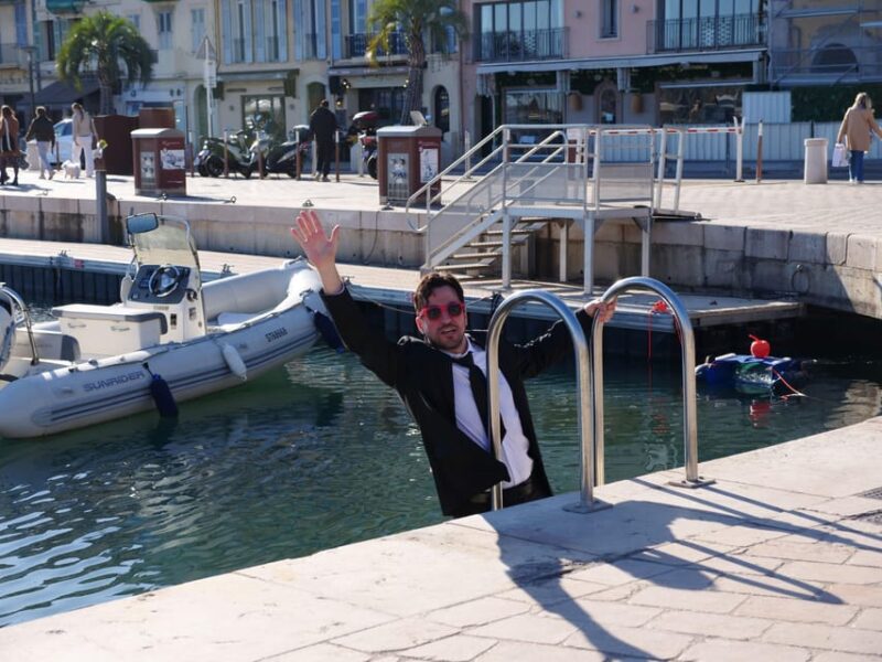 Cannes: Cinema and Scandals! Tour With an Actor Guide - Discover the Croisette
