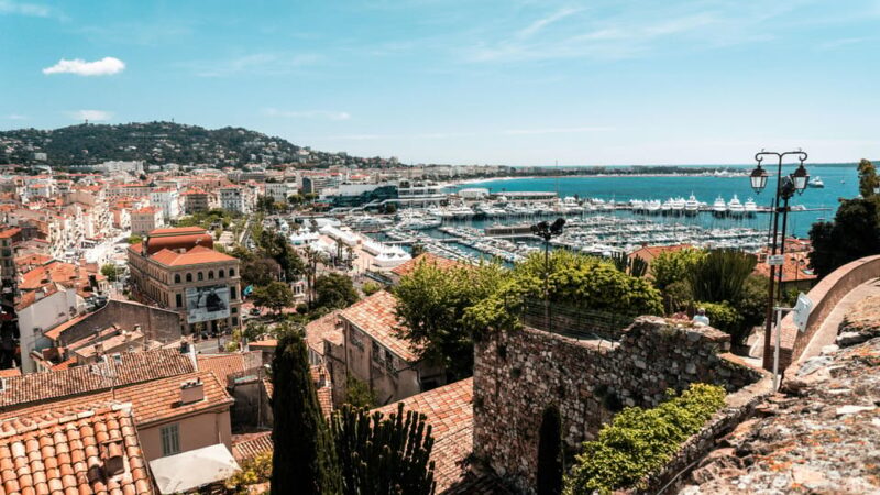 Cannes: Cinema and Scandals! Tour With an Actor Guide - Explore Key Landmarks and Locations