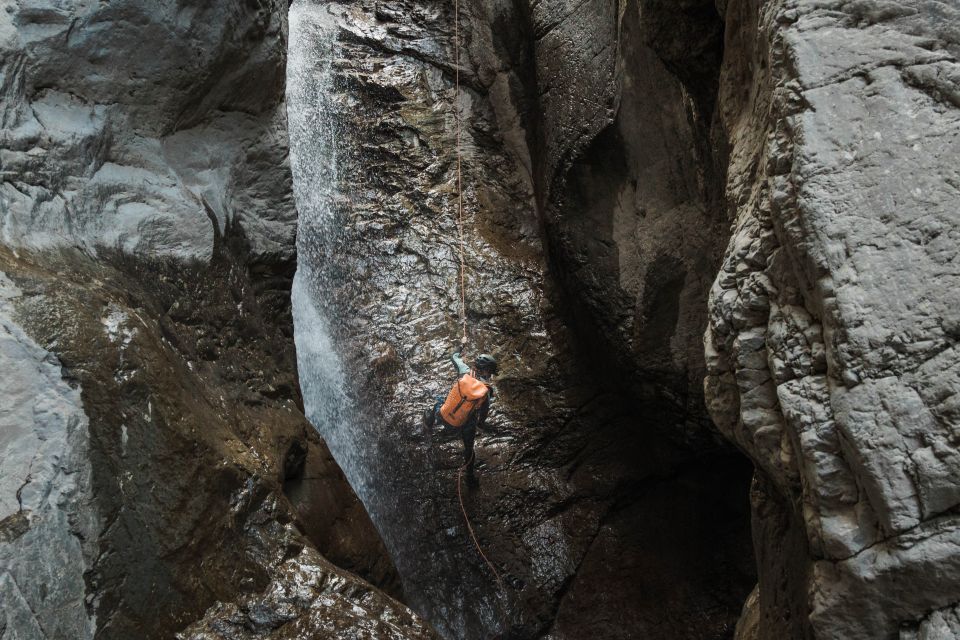 Canyoning Half Day - Heart Creek - Beginner Friendly - Key Points