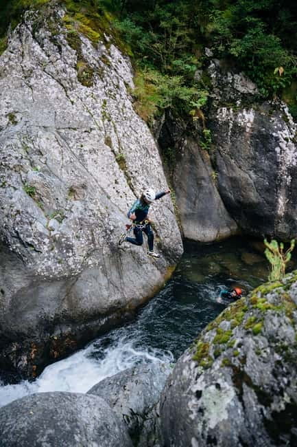 Canyoning in Vall de Núria (Girona) - Key Points
