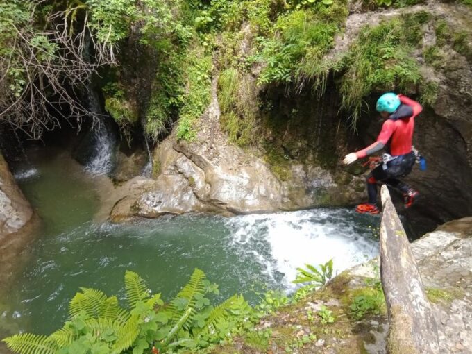 Canyoning "Little Ecouges" in Vercors - Grenoble - Directions