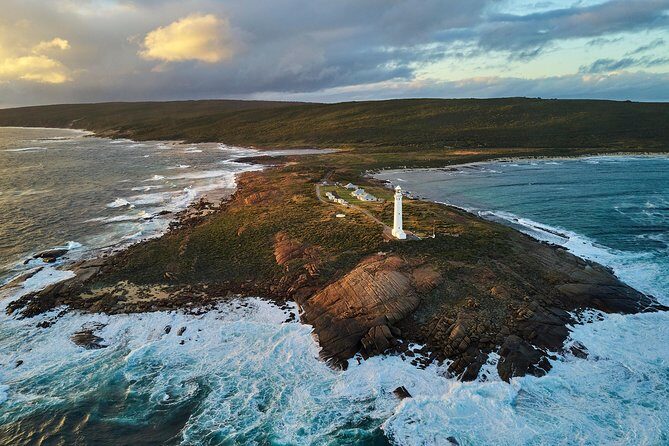 Cape Leeuwin Lighthouse Fully-guided Tour - Key Points