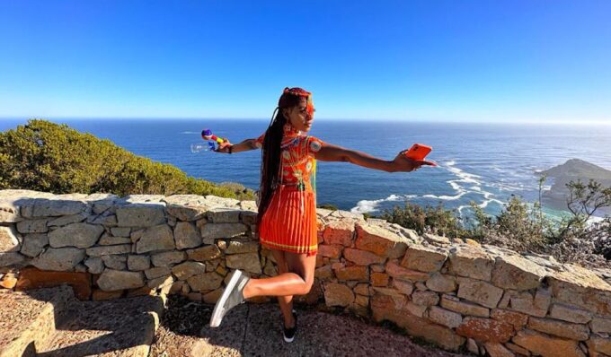 Cape of Good Hope Penguins Seals & Chapmans Peak Shared Tour - Capturing Moments at St James Beach