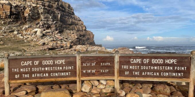 Cape Town: Cape Point & Boulders Beach Private Tour - Discovering Hout Bay and Simons Town