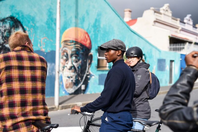 Cape Town: City Centre and Woodstock Bicycle Tour - Visiting the Woodstock Exchange