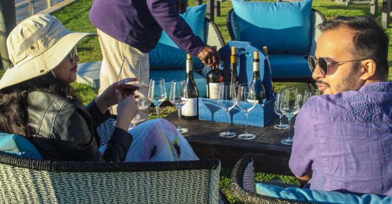 Cape Town: Constantia Winelands Half Day Tour - Explore Constantia Vineyards