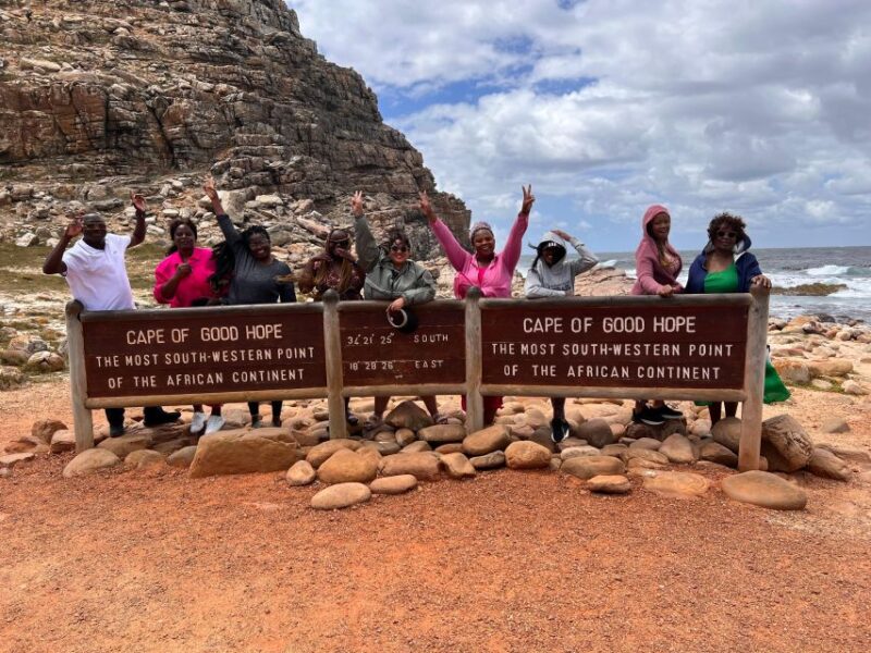 Cape Town : Penguin , Cape Point & Cape of Good Hope - Exploring Boulders Beach