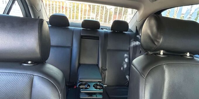 Cape Town Private Luxury Transport With Chauffeur - The Sum Up