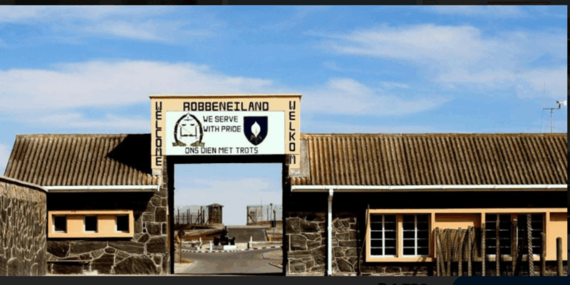 Cape Town: Robben Island and Table Mountain Private Tour - Table Mountain Experience