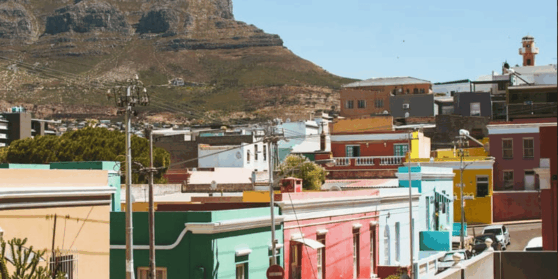 Cape Town: Robben Island& Bo-Kaap and Signal Hill Day Tour - Marveling at Signal Hills Panoramic Views
