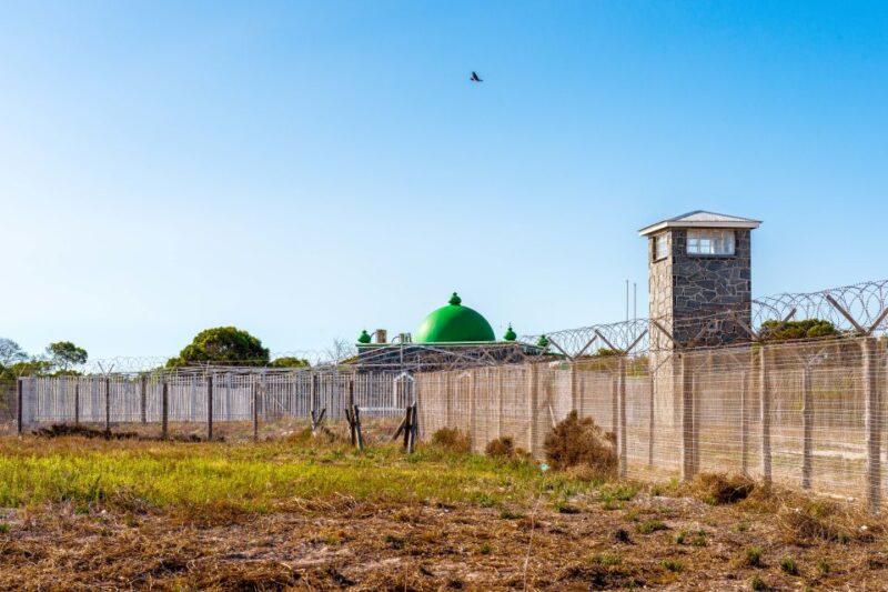 Cape Town: Robben Island Ferry Ticket and Townships Tour - Itinerary and Key Locations