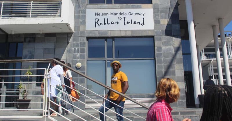 Cape Town: Robben Island Ferry Ticket With Guided Tour - Booking Information