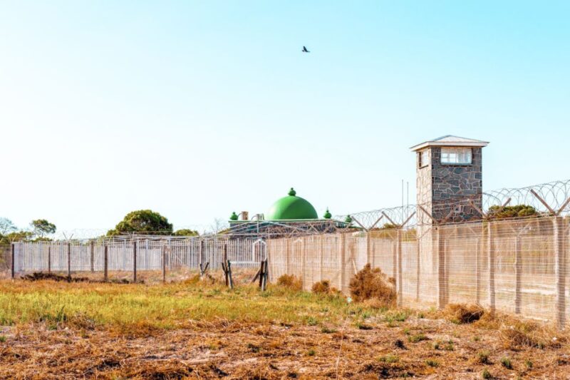 Cape Town: Robben Island Ferry Tour With 1-Way Hotel Pickup - Experience Highlights