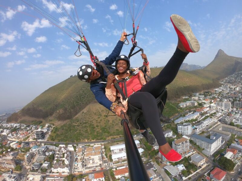 Cape Town: Table Mountain Tandem Paragliding Flight - Breathtaking Views of Cape Town