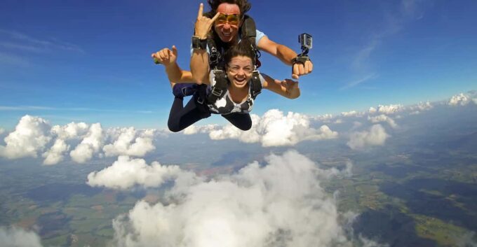 Cape Town: Tandem Sky Diving - About Mother City Skydiving