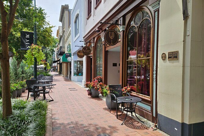 Capital City Heritage Walk Guided Tour - Who Will Love This Tour?