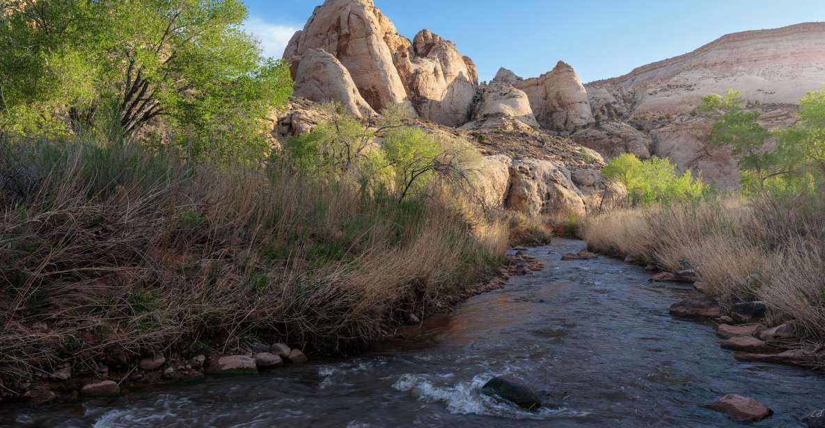 Capitol Reef Sunrise Photography Tour - Group Size and Instructor