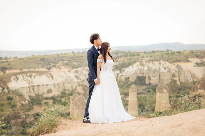 Cappadocia Flying Rental dresses - An Artistic Twist on Cappadocia’s Landscape