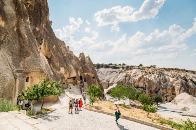 Cappadocia Highlights Day Trip W/ Lunch & Transfers - Frequently Asked Questions