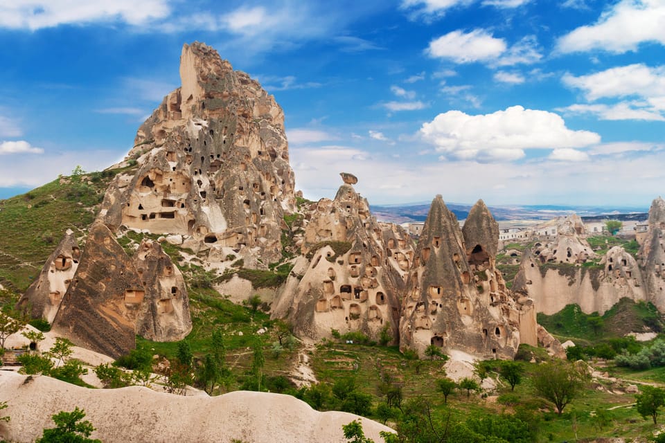 Cappadocia Highlights Underground City & Open-Air Museum - Starting the Day: Convenient Pickup & an Enthusiastic Guide