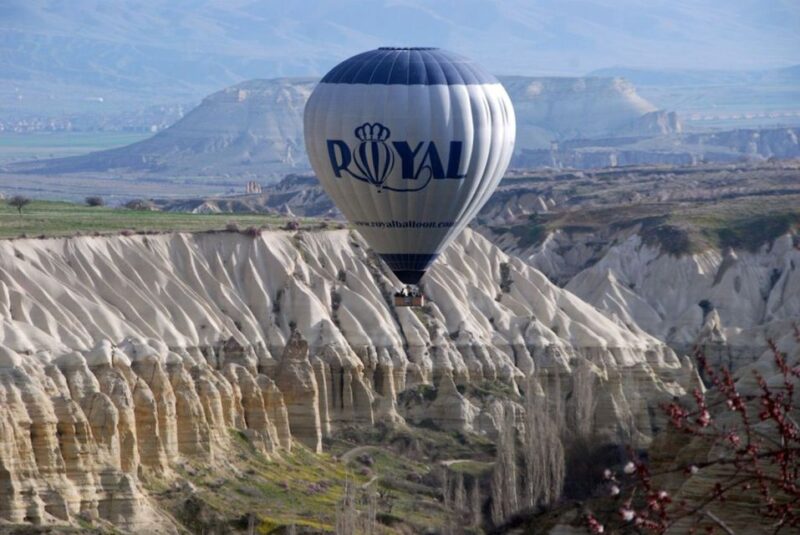 Cappadocia: Royal Queen Hot Air Balloon Tour at Sunrise - Customer Feedback