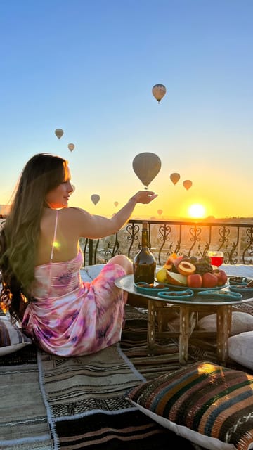 Cappadocia: Terrace Photo Spot With Balloon Flight View - An Overview of the Experience