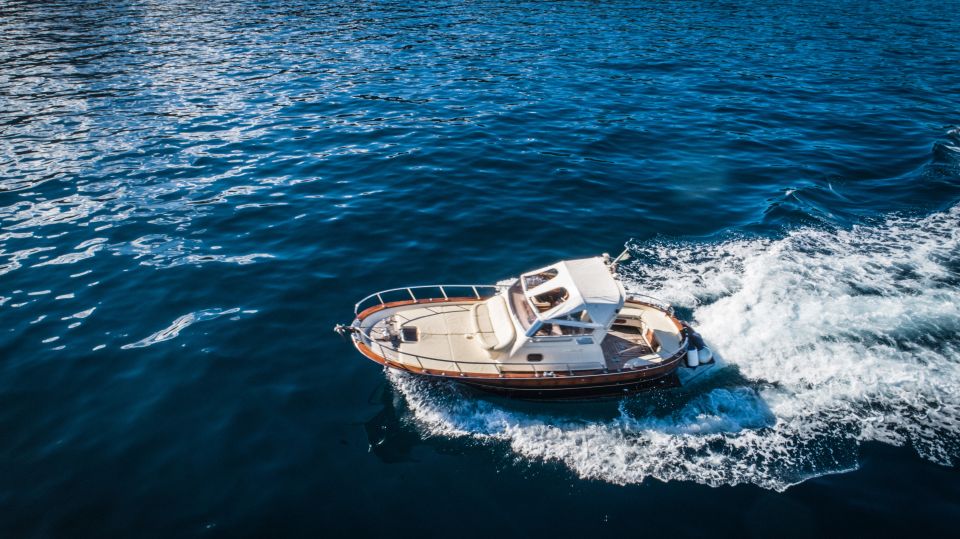 Capri : 2 Hours Private Boat From Capri - Booking Information and Policies
