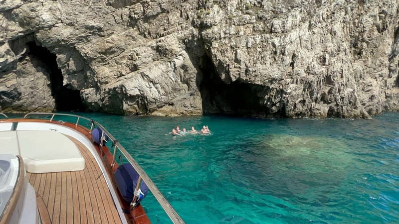 Capri: All Inclusive Boat Cruise with City Tour - Key Points